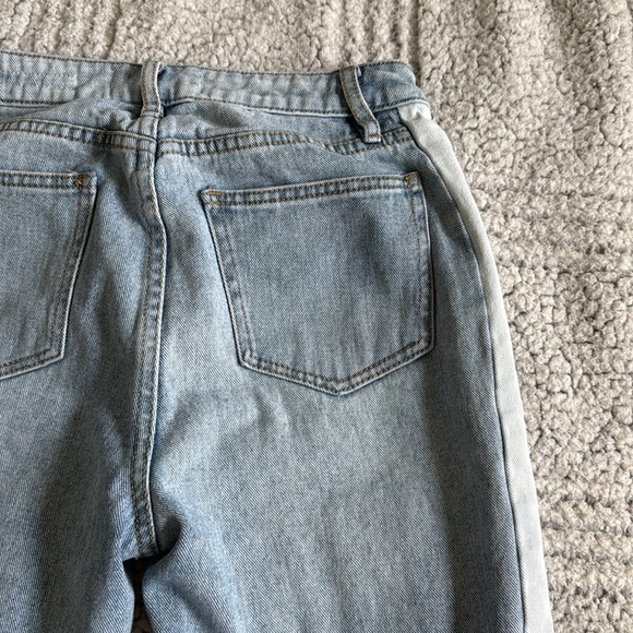 Pacsun Light Wash Mom Jeans - Picture 6 of 8